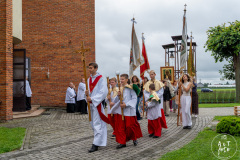 SUT02462