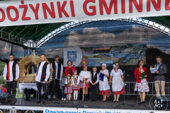 SUT04194