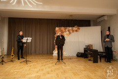 SUT01544