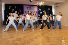 SUT03195